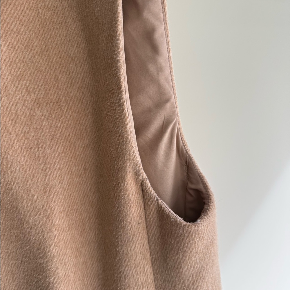 Zara Basic Beige Outerwear - Picture 4 of 5